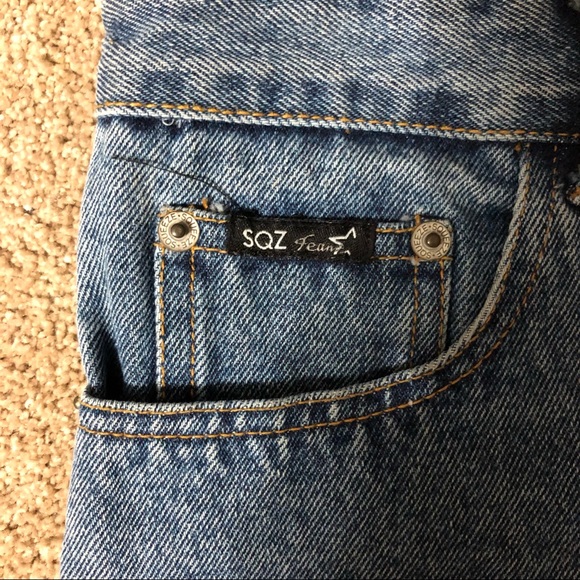 SQZ WOMEN AUTHENTIC ORIGINAL 100% COTTON EMBROIDERED SQUEEZE  JEAN SHORTS SZ 5/6 - Picture 3 of 7